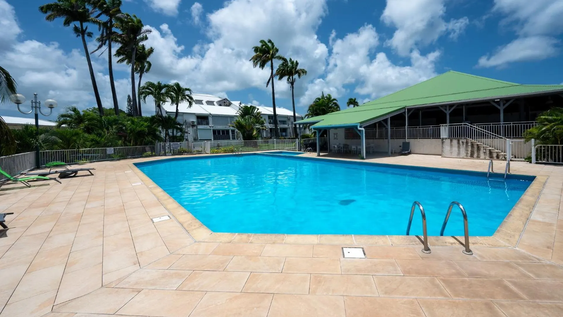 Appartement Studio, Piscine Et Vue Mer A La Marina à Le Gosier  0*, Le Gosier (Grande-Terre) Guadeloupe
